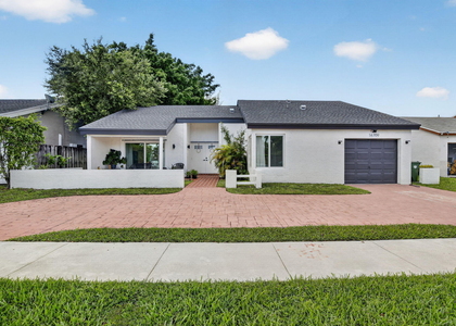 16709 Sw 5th Court - Photo 1