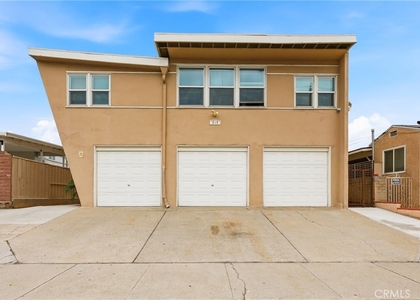 219 W Riggin - Photo 1