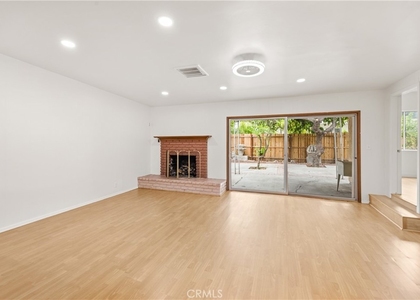 18418 Sylvan - Photo 1