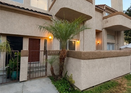 2032 S Bon View Avenue S - Photo 1
