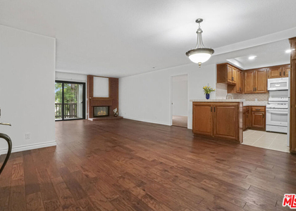 8512 Tuscany Avenue - Photo 1