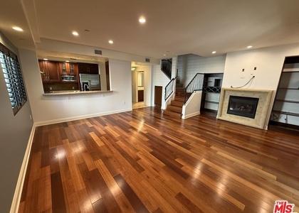 5401 Morella Avenue - Photo 1