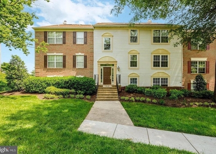 12106 Green Leaf Court - Photo 1