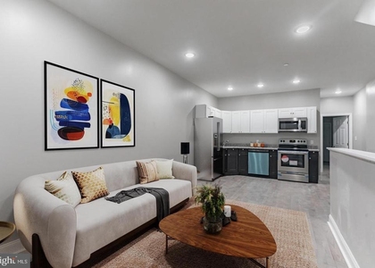 667 N 39th Street - Photo 1