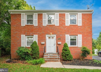 149 N Harrison Street - Photo 1