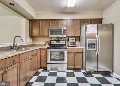 19084 Highstream Drive - Photo 1
