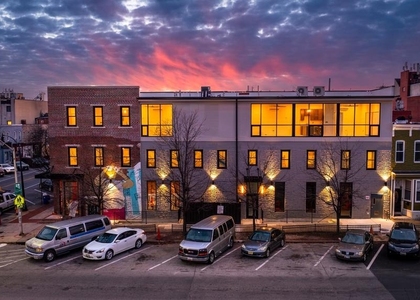 400 S Conkling Street - Photo 1