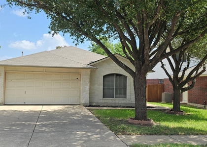2241 Ada Ln - Photo 1