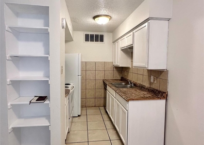 4322 Gillis St - Photo 1