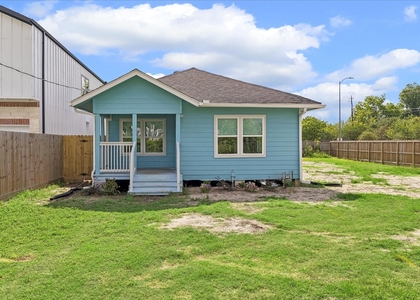 7702 Sealey Street - Photo 1