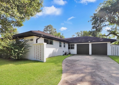 6111 Shadow Crest Street - Photo 1