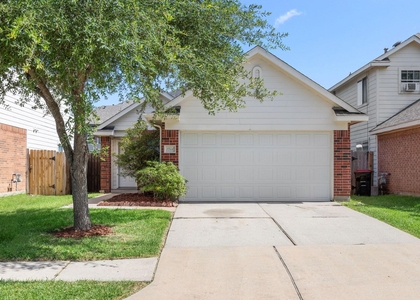 2746 Grahamwood Lane - Photo 1