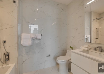 East 44th Street - Photo 1