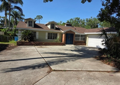 1695 E Horatio Avenue - Photo 1