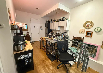 751 Dekalb Avenue - Photo 1