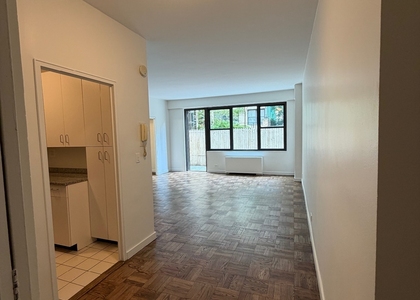 East 46th Street - Photo 1