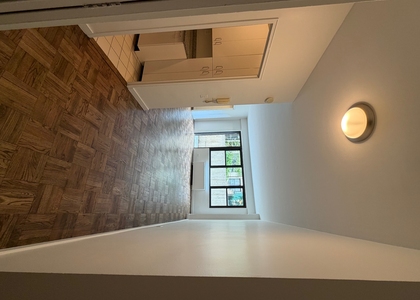 East 46th Street - Photo 1