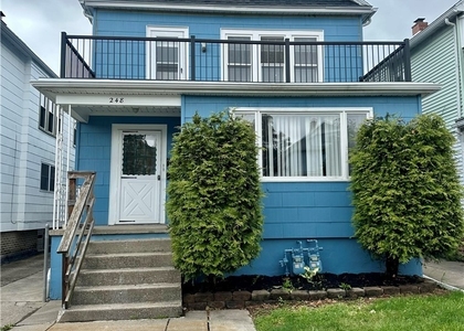 248 Commonwealth Avenue - Photo 1