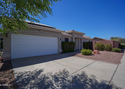 15614 N 34th Street - Photo 1