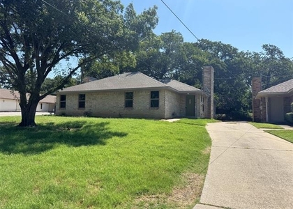 2212 Bolivar Street - Photo 1