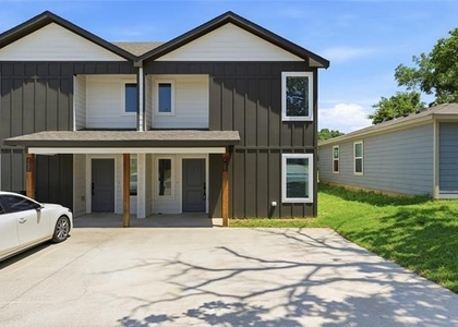 227 W Bond Street - Photo 1