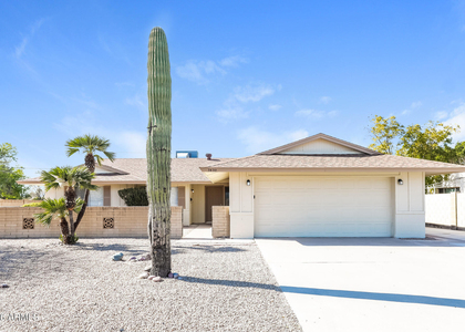 3430 S Oak Street - Photo 1