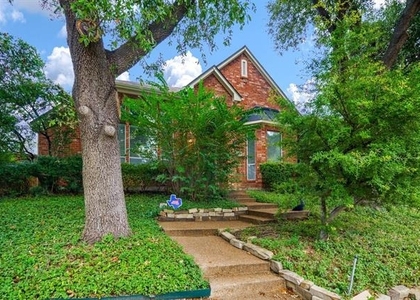 1408 Comanche Drive - Photo 1