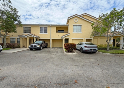 124 Sw Peacock Boulevard - Photo 1