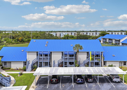 1637 Ne Nautical Place - Photo 1