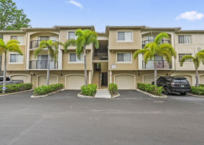 1100 S Crestwood Ct S - Photo 1