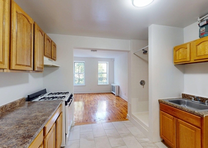East 89th Street And 3rd Avenu - Photo 1