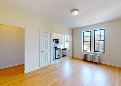 West 10th Street - Photo 1