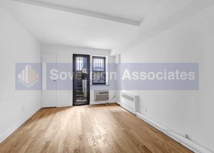 427 East 80th Street - Photo 1