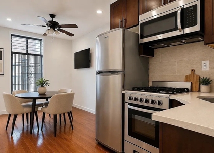 386 Manhattan Avenue - Photo 1