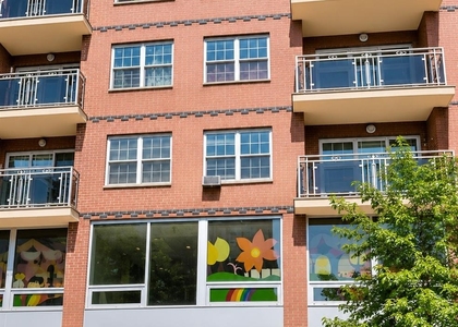 35-19 Leavitt Street - Photo 1