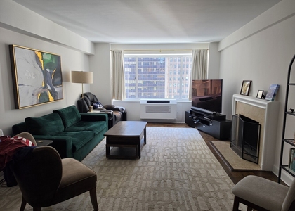 41 W 58th Street - Photo 1