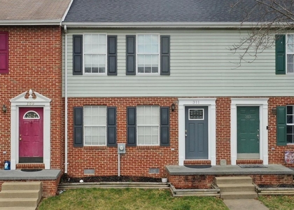 311 Willowbrook Court - Photo 1