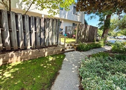 297 Summit House - Photo 1