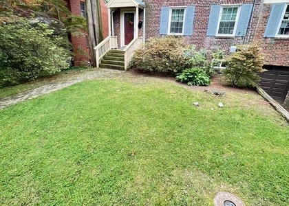 812 Woodside Parkway - Photo 1