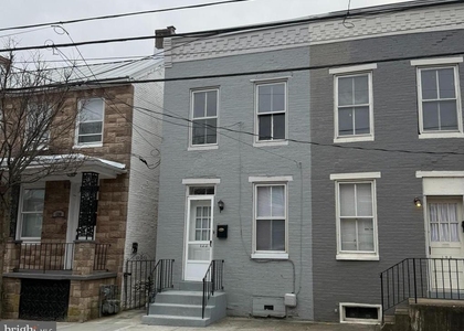 122 W All Saints Street - Photo 1