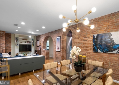 410 11th Street Ne - Photo 1