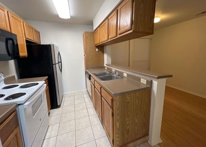 3115 Helms St - Photo 1