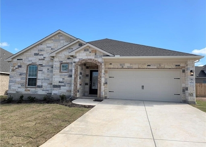 1104 Coulee Dr - Photo 1