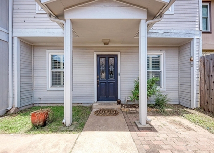 7917 Parliament Pl - Photo 1