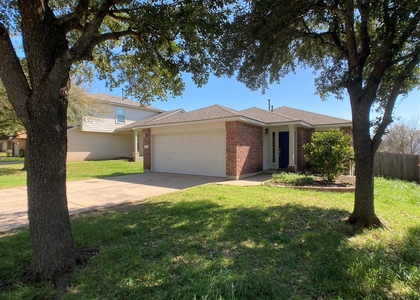 1009 Grey Castle Dr - Photo 1