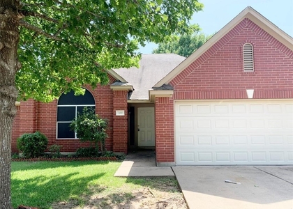 209 N Blue Ridge Pkwy - Photo 1