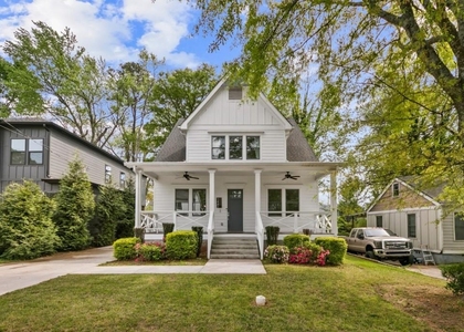 1442 Mercer Ave - Photo 1