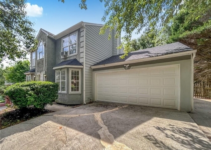 2945 Georgian Manor Drive - Photo 1