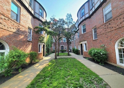 918 Green Bay Road - Photo 1
