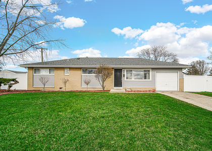 310 Maricopa Lane - Photo 1